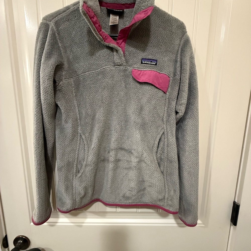 Patagonia Re-Tool Snap-T Gray Fleece with Magenta Trim